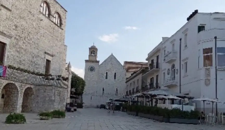 Conversano