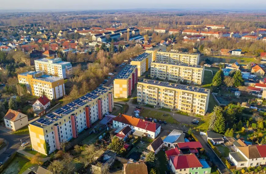 Transizione energetica: come il fotovoltaico sta cambiando le principali città lombarde